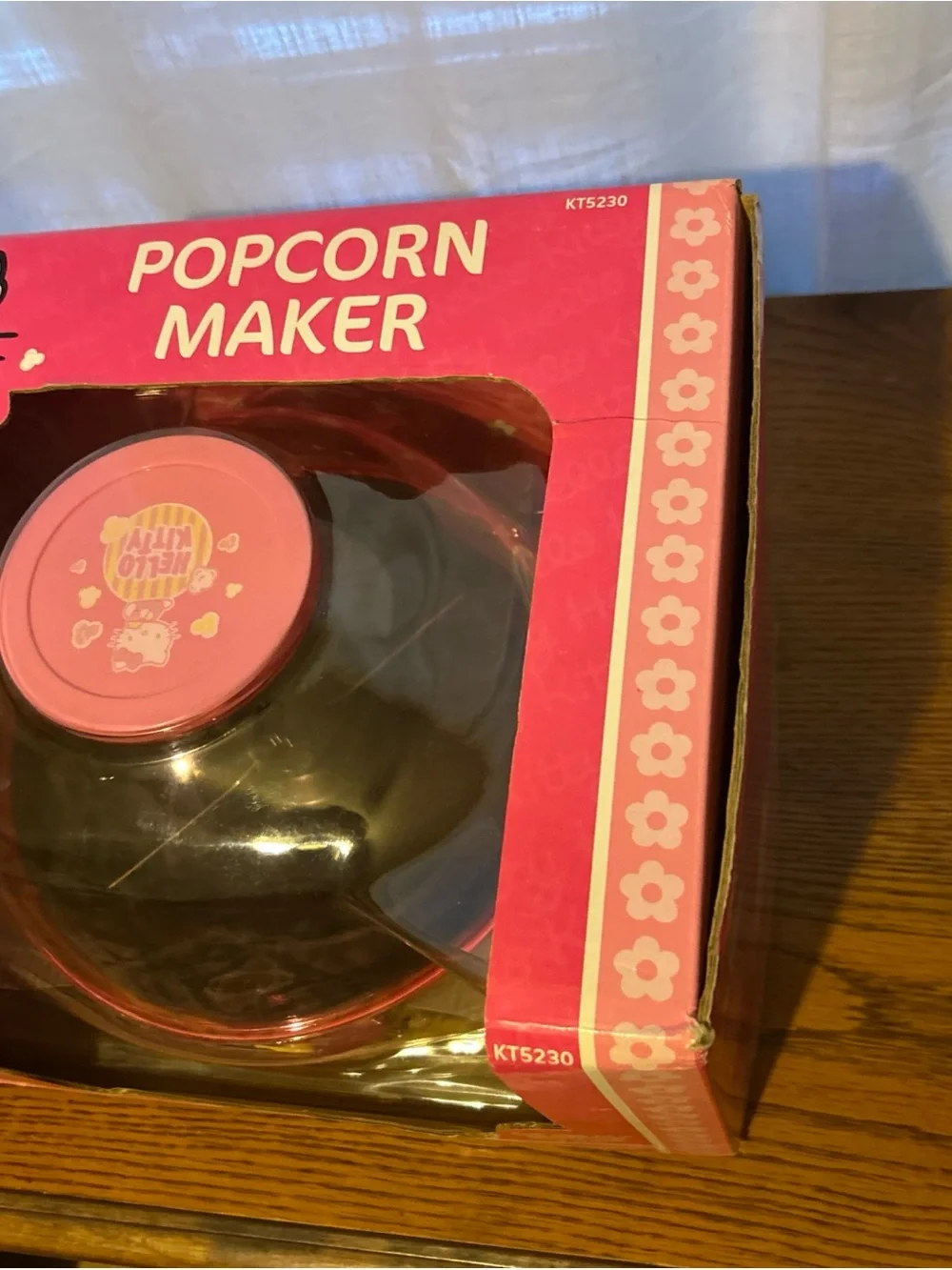 Hello Kitty Popcorn Maker